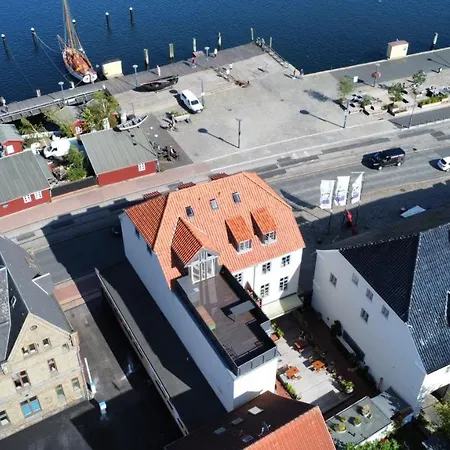 Apartment Schiffbruecke 40 Mit Dachterrasse & Hafenblick Flensburg