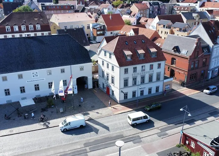 Schiffbruecke 40